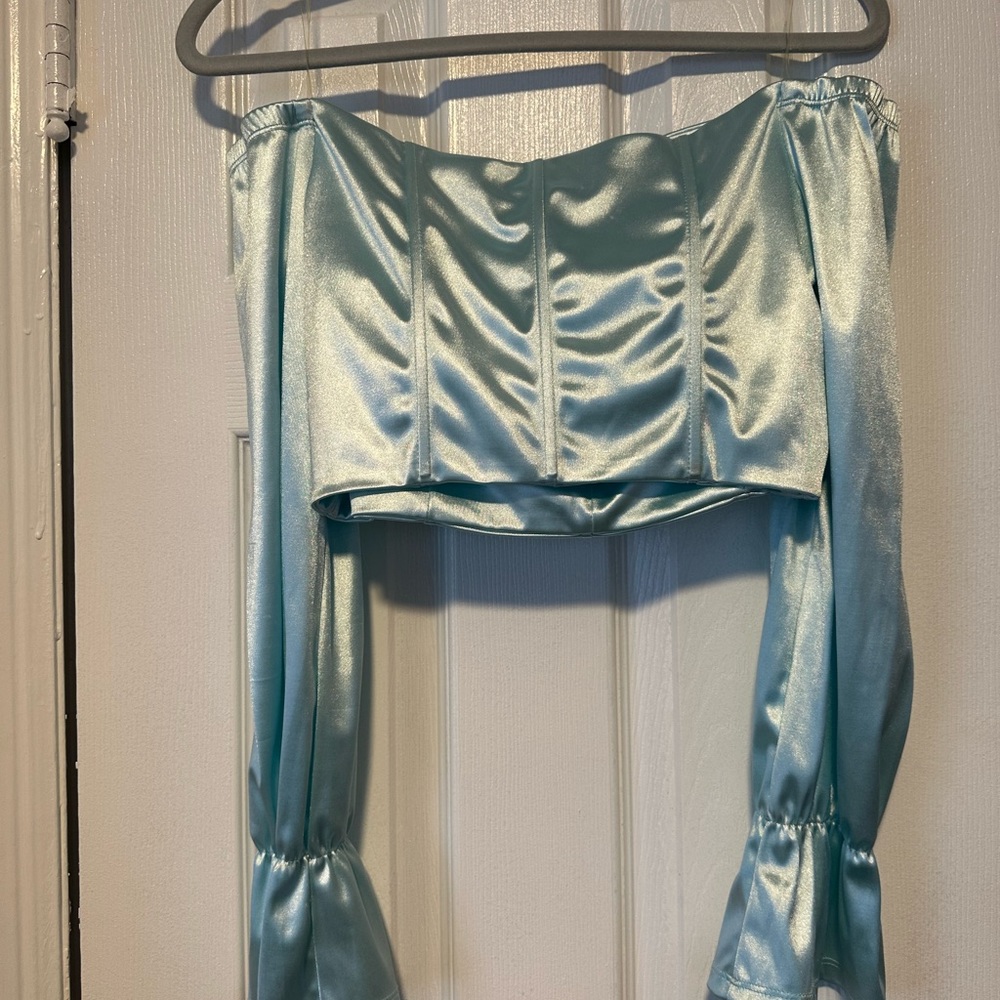 Satin like 2 piece set.